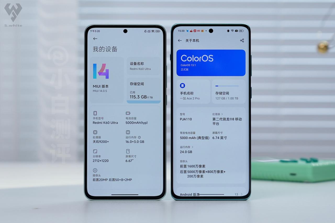 
Redmi K60至尊版 🆚 一加Ace2 Pro
两台真机正面背面合影 大