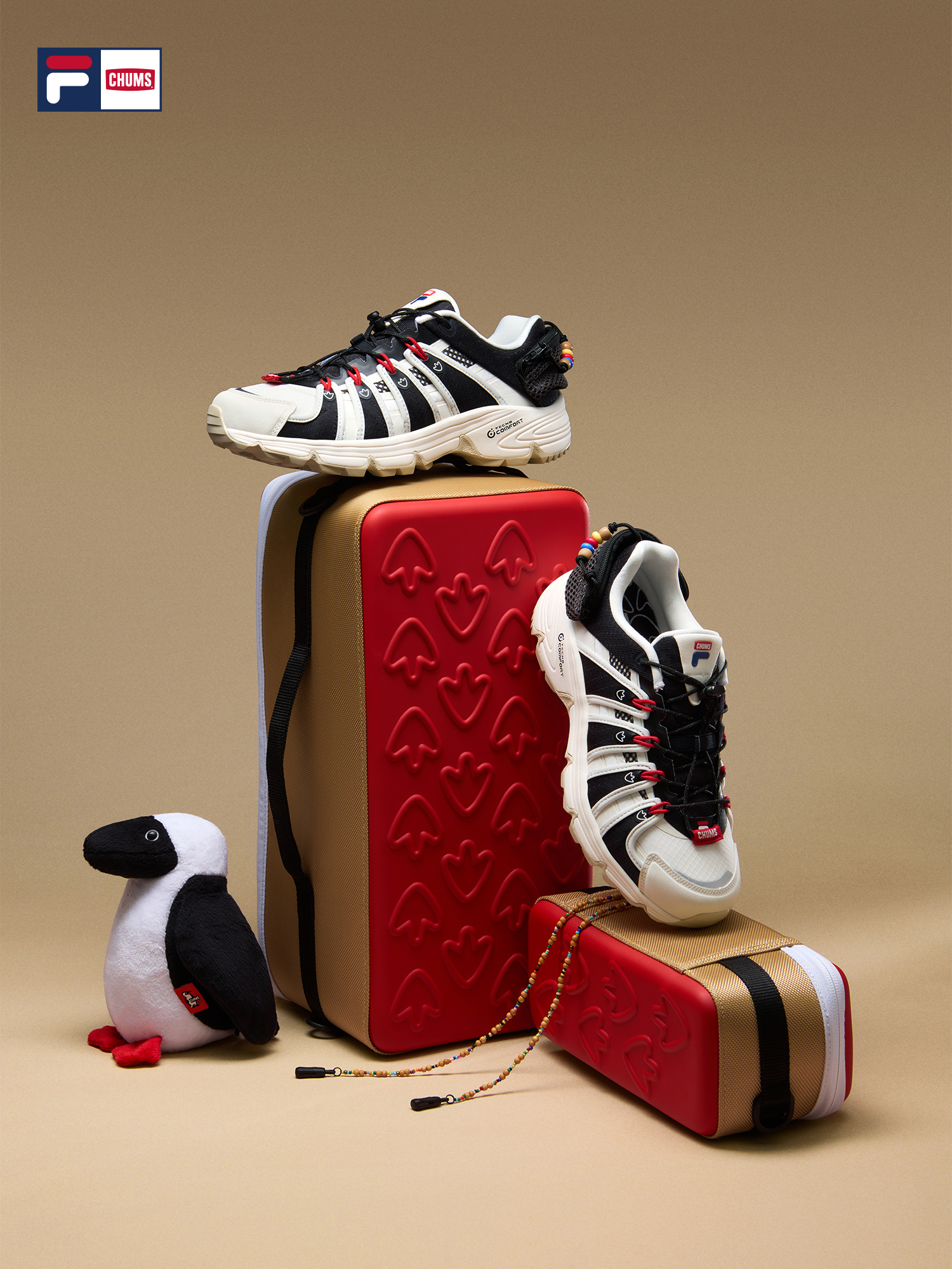 FILA x CHUMSFILA与户外生活品牌CHUMS从「为日常穿搭注入户外趣