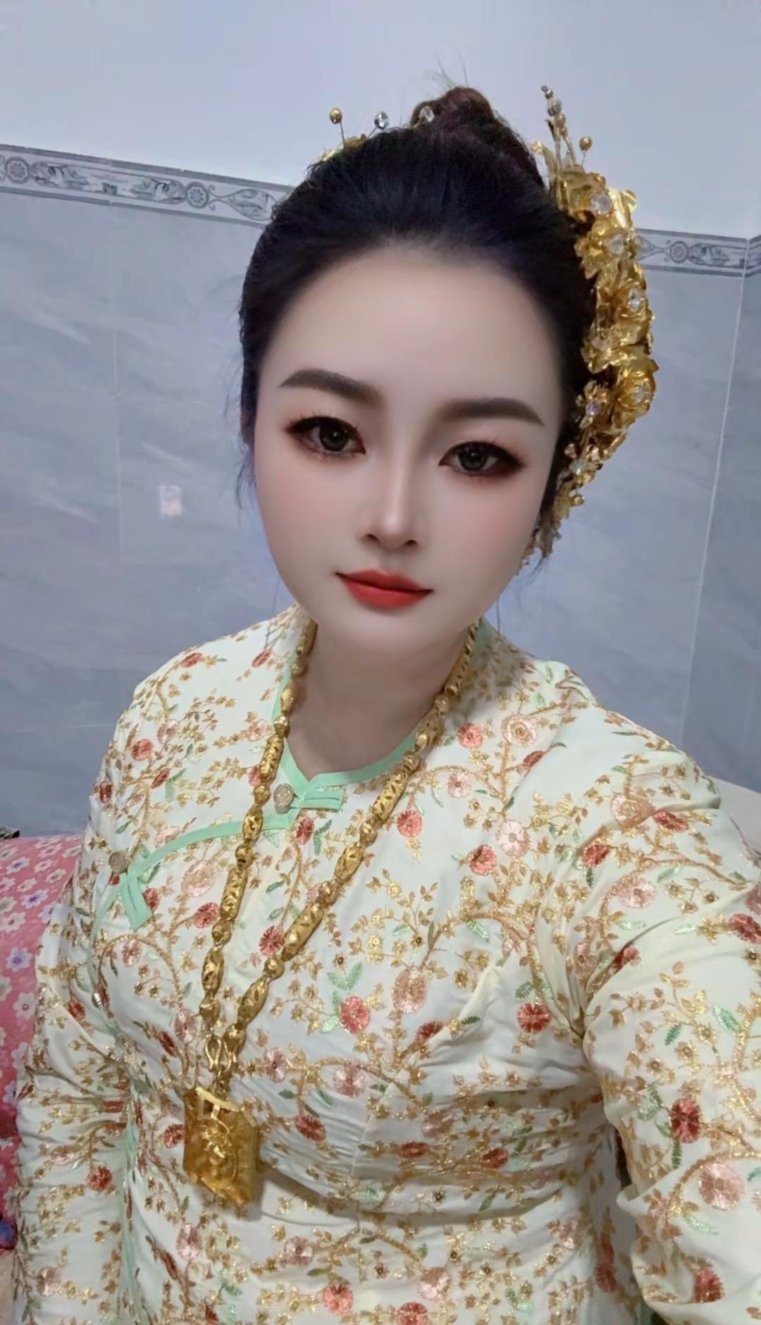 你爸妈同意你来当上门女婿了没有 同意的话我来接你[害羞][可爱]