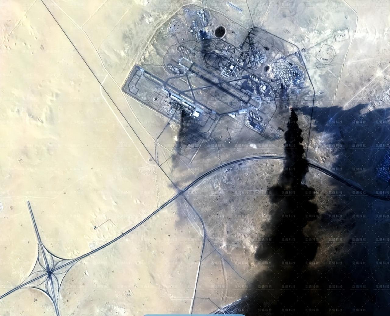 如果不是这次卫星照片刷屏，很多人还以为，能看清全球军事部署的，只有大国军方的绝密