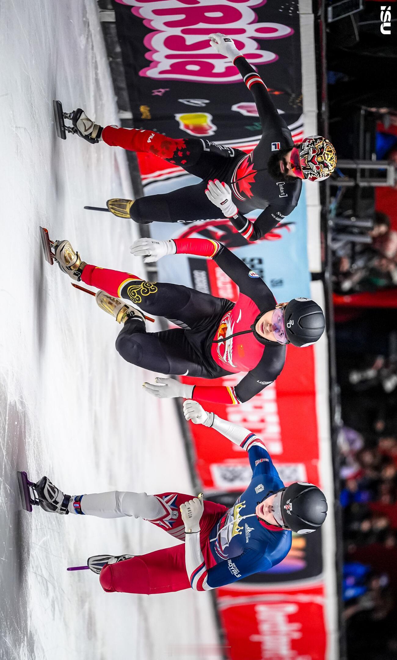 滑向米兰⛸️⛸️⛸️cr.isu短道速滑体育共创官