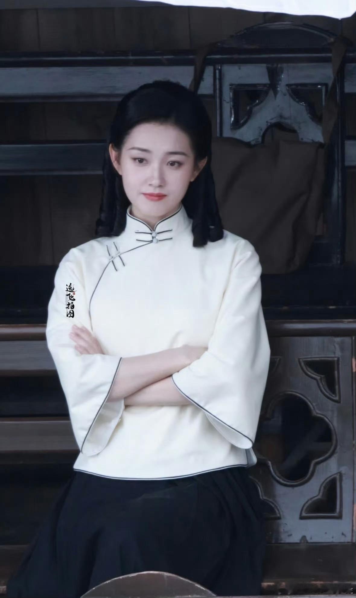 这位女演员最近yx挺多啊[允悲]首页看到好几次了 ​​​