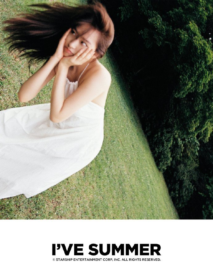 【ive】这组生动到什么程度呢 感觉安宥真这张是李泳知给拍的 ive先行曲试听