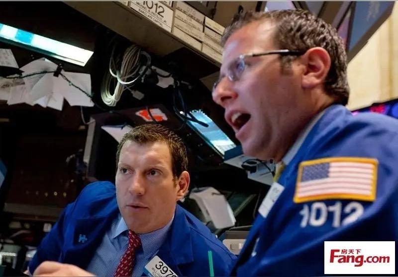 就问你服不服？

特朗普宣布前的五分钟，＄15亿的标普500期货被瞬间买入，$1