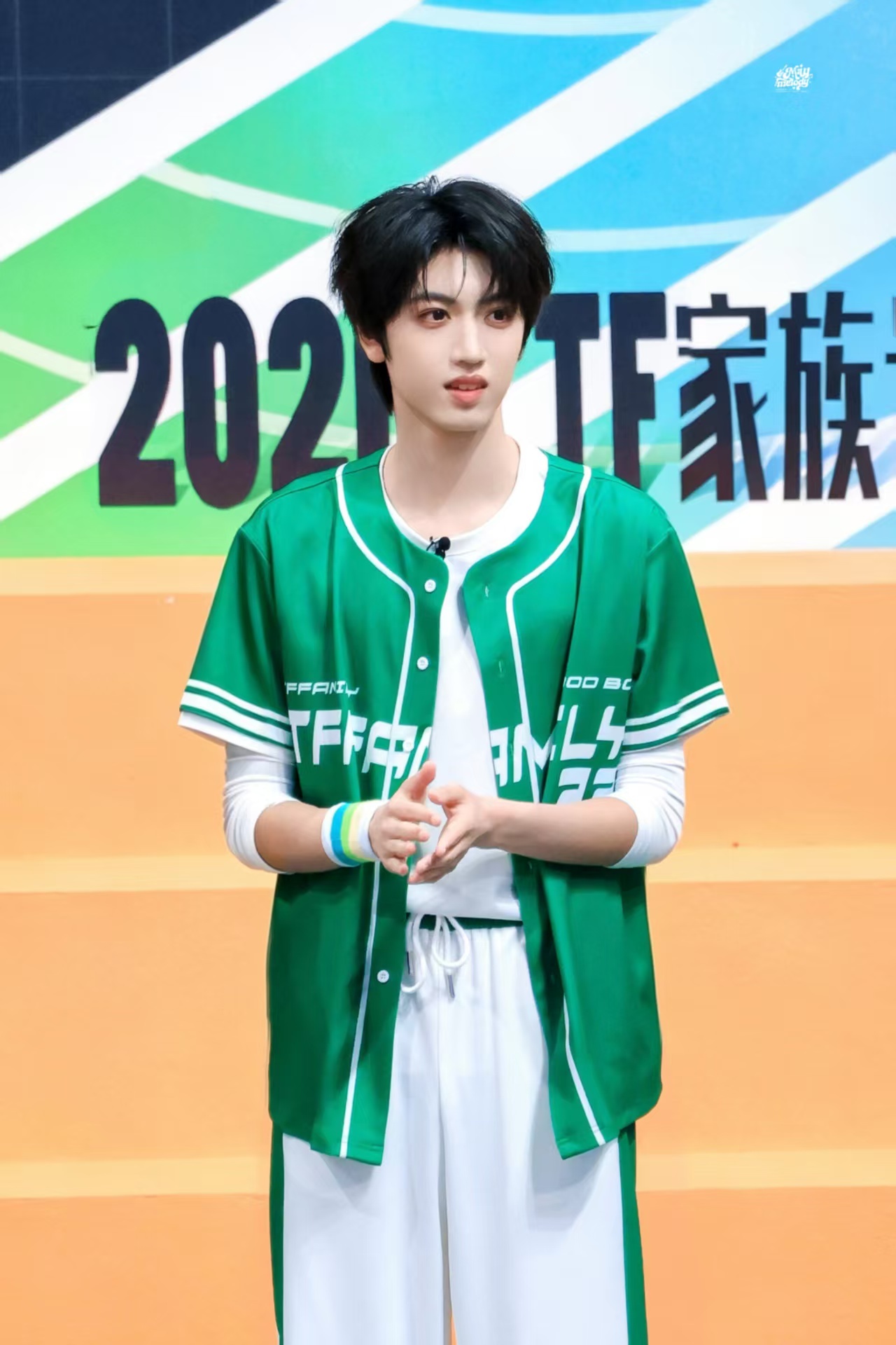 张桂源💛张桂源说唱考核 张桂源的rap绝对是四代第一☝🏻快嘴吐字利落不糊音，