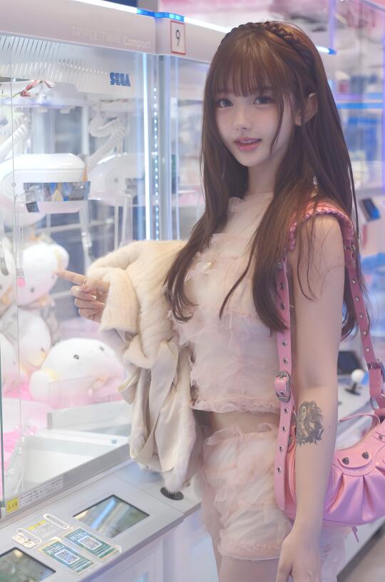 老婆 可以帮我夹个娃娃吗๑ᦲ 𖥦 ᦲ๑