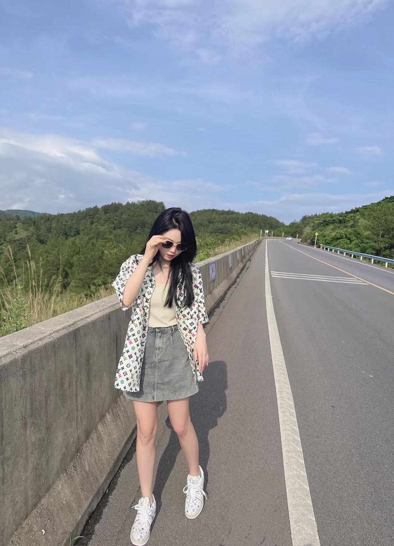 我结婚的要求，是我嫁到你家去，或者你来我家，饭我可以做，你洗碗，因为我不爱洗碗，