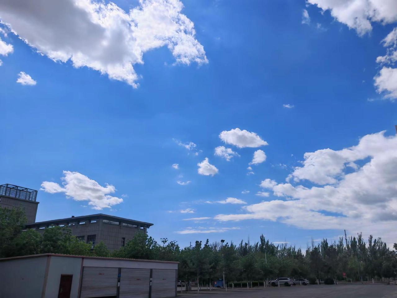 吃喝玩乐分享计划 一张照片说明你的专业 一张图证明我来过 为建设者鼓掌 用一张照