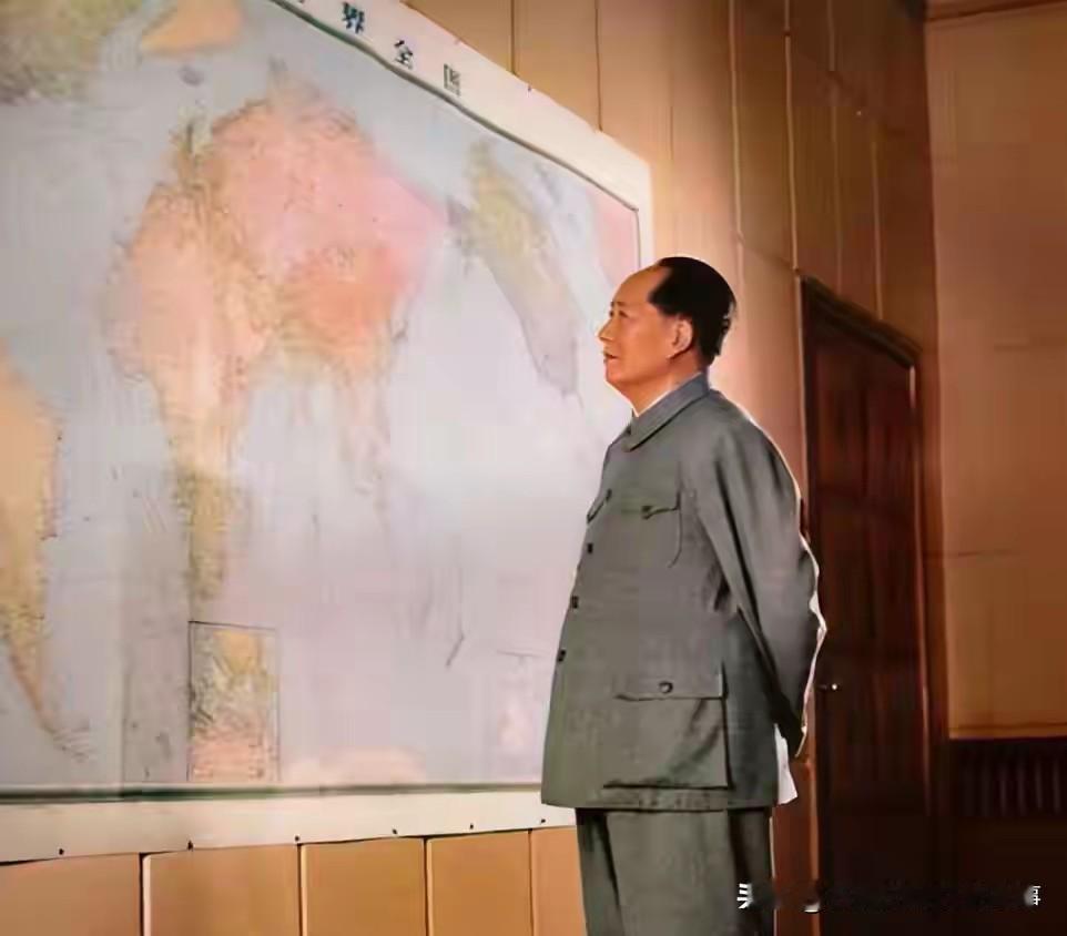 1969年苏联核威胁压境，毛主席一招“换家”，直接逼退苏军！
 
之前我发了一篇