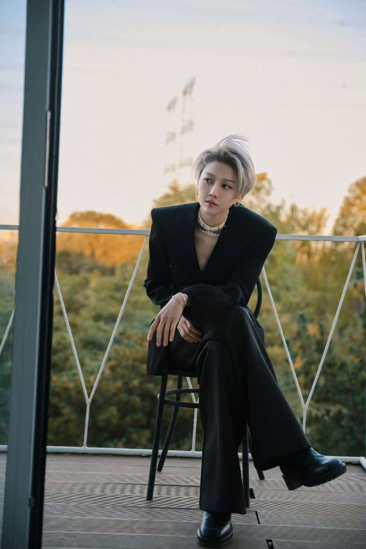 刘雨昕唱跳届的灵珠 唱跳届的标杆实力，14条官微动态就是证明。刘雨昕就是很强啊，