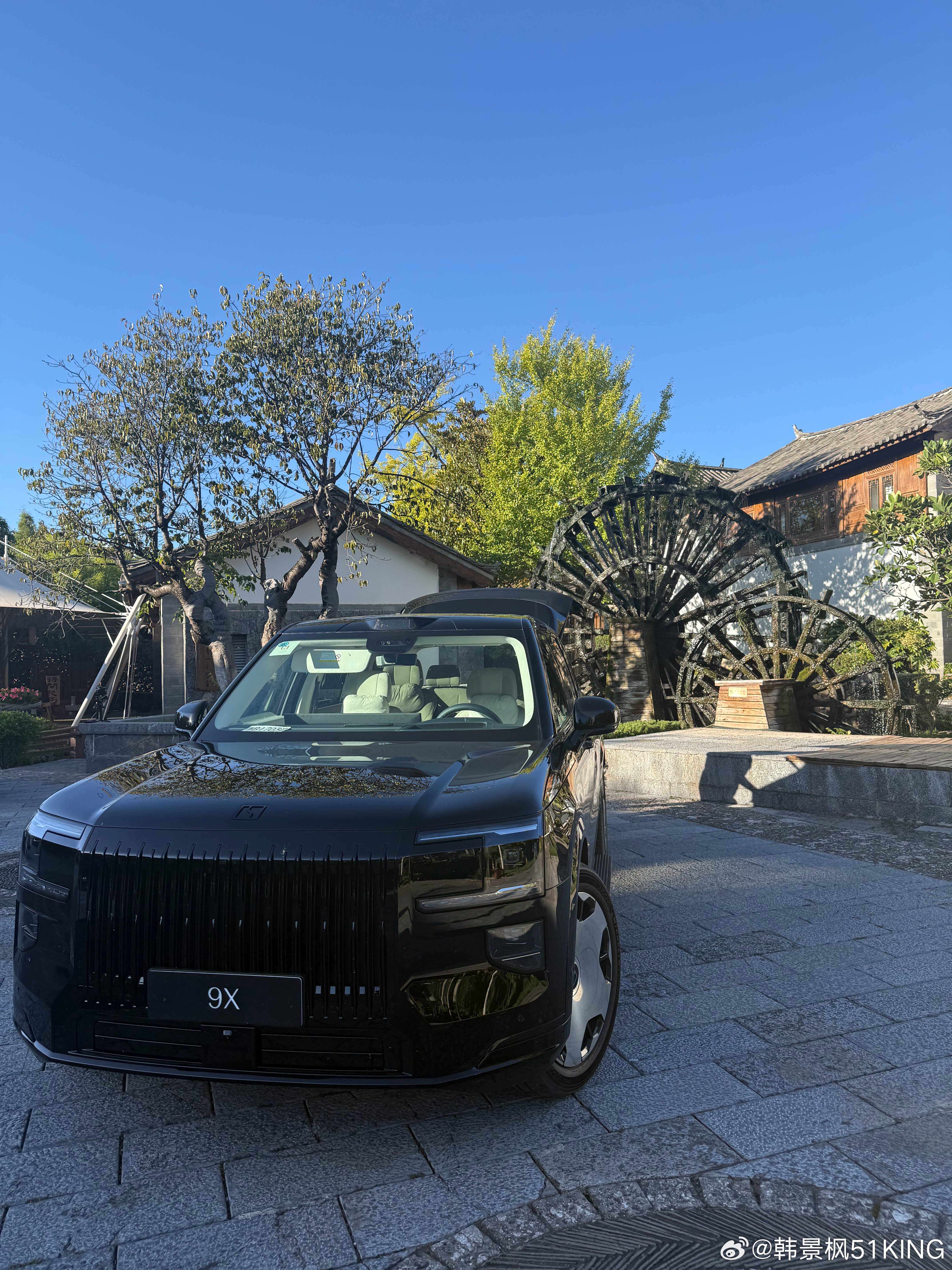 极氪9X真是会找地方试驾！乘坐感受100分颜值也是满分的[喵喵] 极氪9X刷新旗