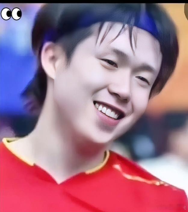中国男团vs英格兰王楚钦vs沃克弱弱的问一句，那些“饭粉”也看世乒赛男团比赛为国
