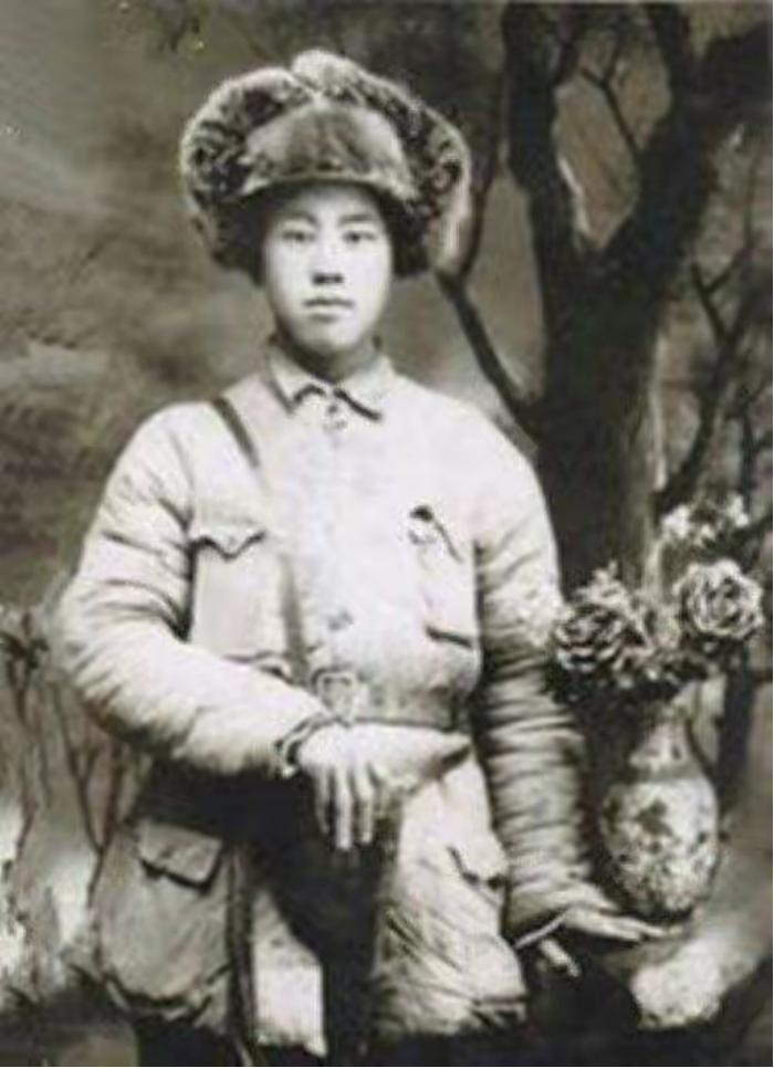 1933年，已婚的赵玉仙经常进出县城，与日本鬼子来往密切，乡亲们都以为她寂寞难耐
