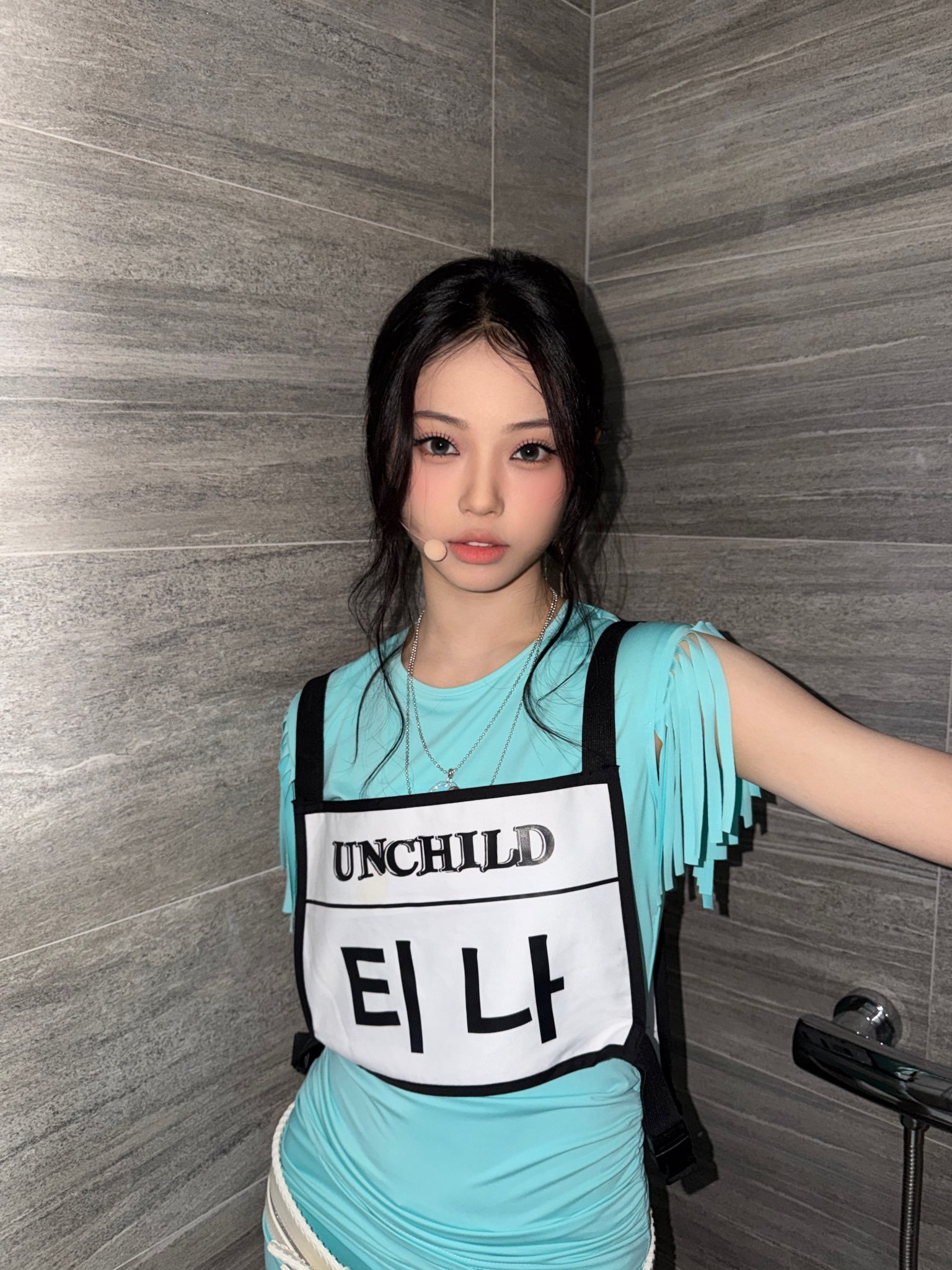 Tina边天语 