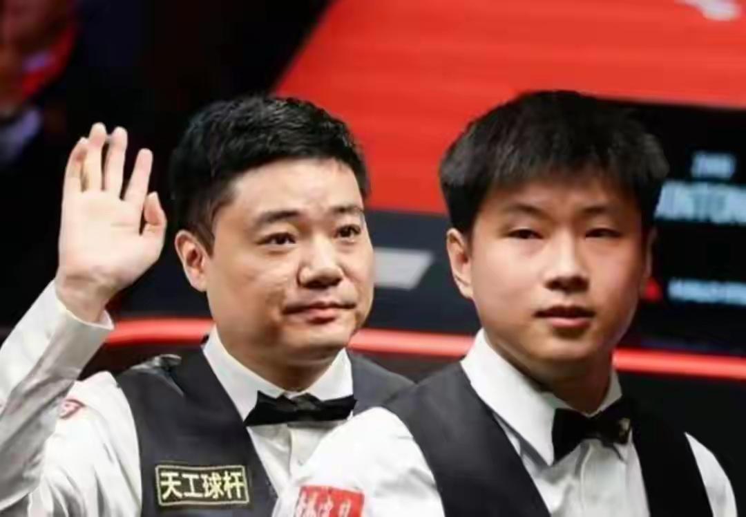 丁俊晖离世锦赛冠军，越来越远了。
与赵心童第11局 第12局比赛，以前细腻的走位