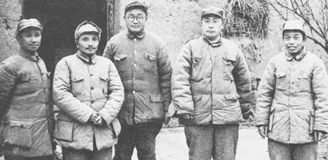 刘伯承陈毅北上路过山东，听到有伤员因开枪扰民后当场严令：绝不允许这种事情发生！