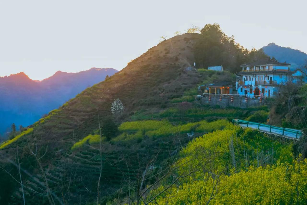 我常说，我们的老师每年都能培养出考上北大清华的学生，很多家长觉得我们在吹牛，这可