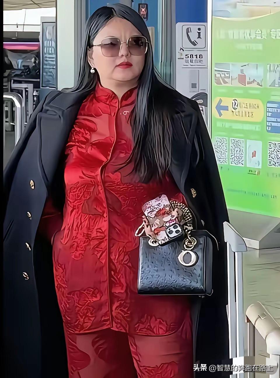 富婆
没人会觉得当“富婆”不好。
要钱有钱，要生活有生活
已经是人生巅峰了
呼风