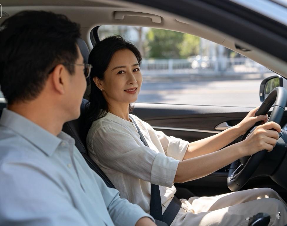 美莲老公阿涛创业失败，把车子房子全卖了还欠190多万，一家人住在出租屋内。那段时