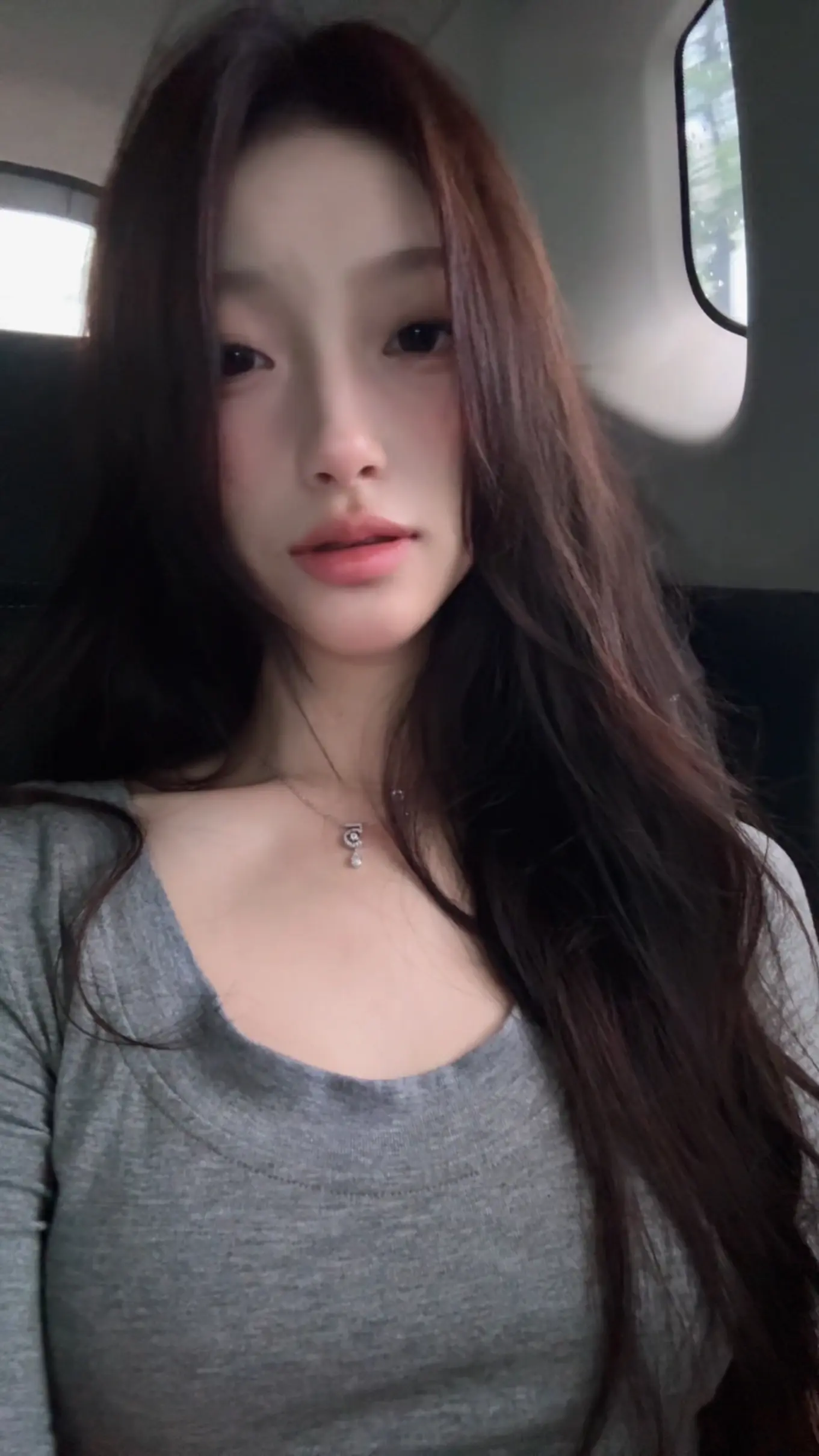时过经年 我们的爱早就变了。