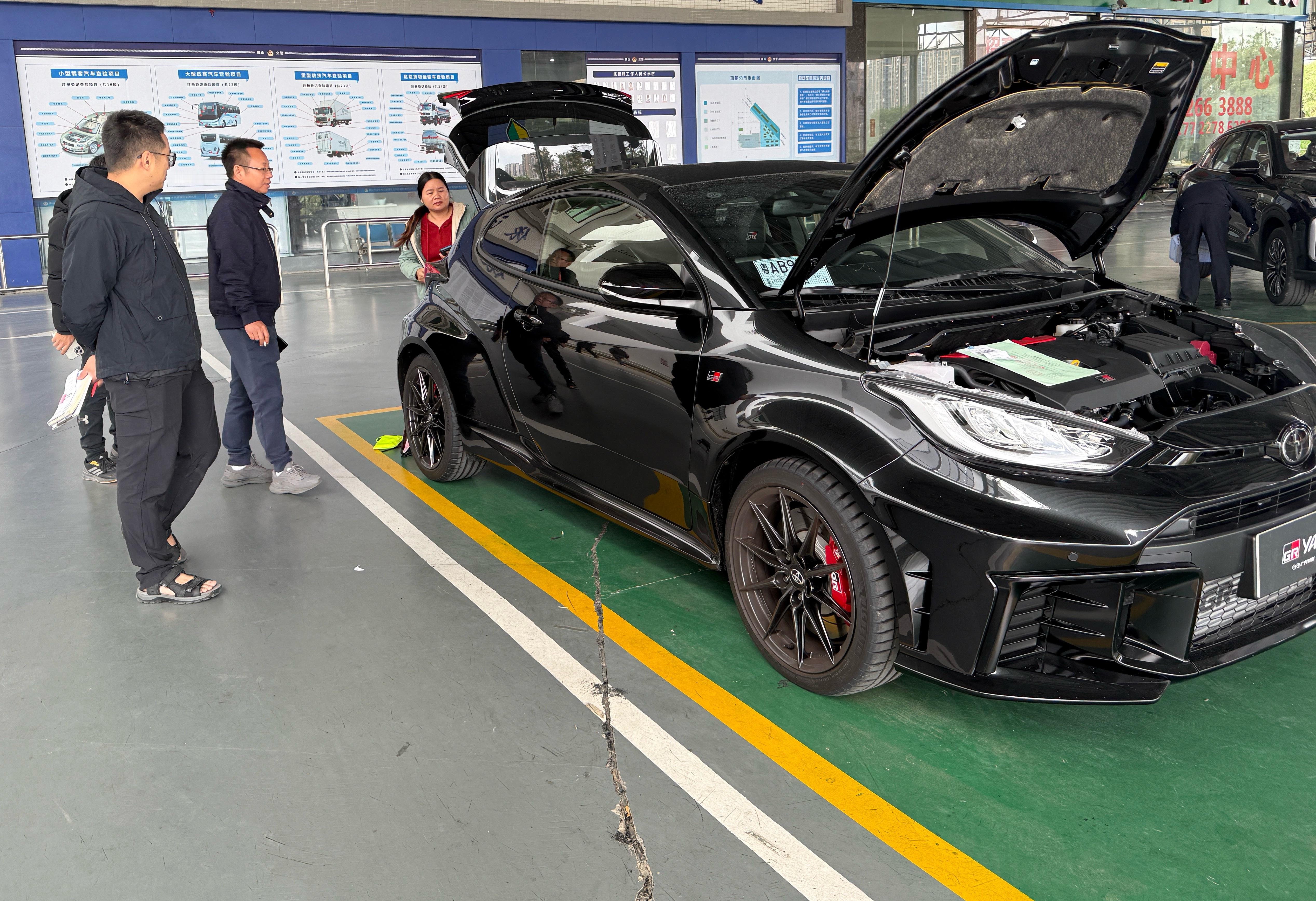 男人减速带亲测回头率不输小米