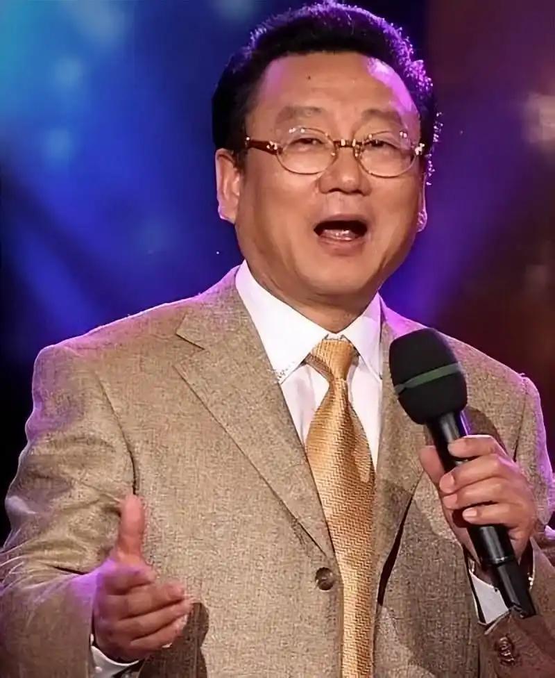 唱了一辈子爱国歌的老艺术家，居然被骂了十几年 "叛国贼"？79 岁的蒋大为，到底