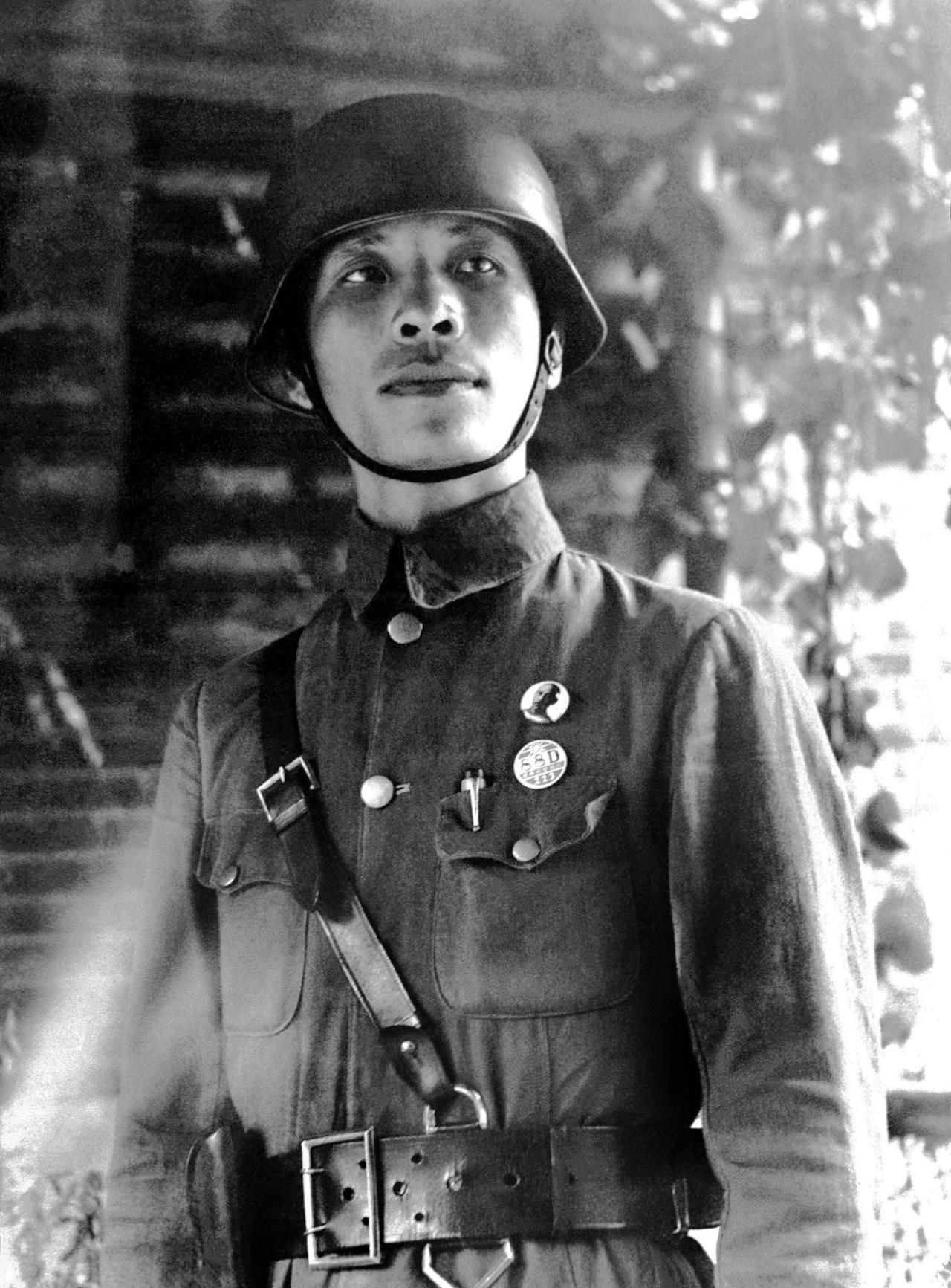 清明时节，追思四行仓库统帅八百孤军死战日寇的谢晋元将军！

其抗战事迹纪念碑铭有