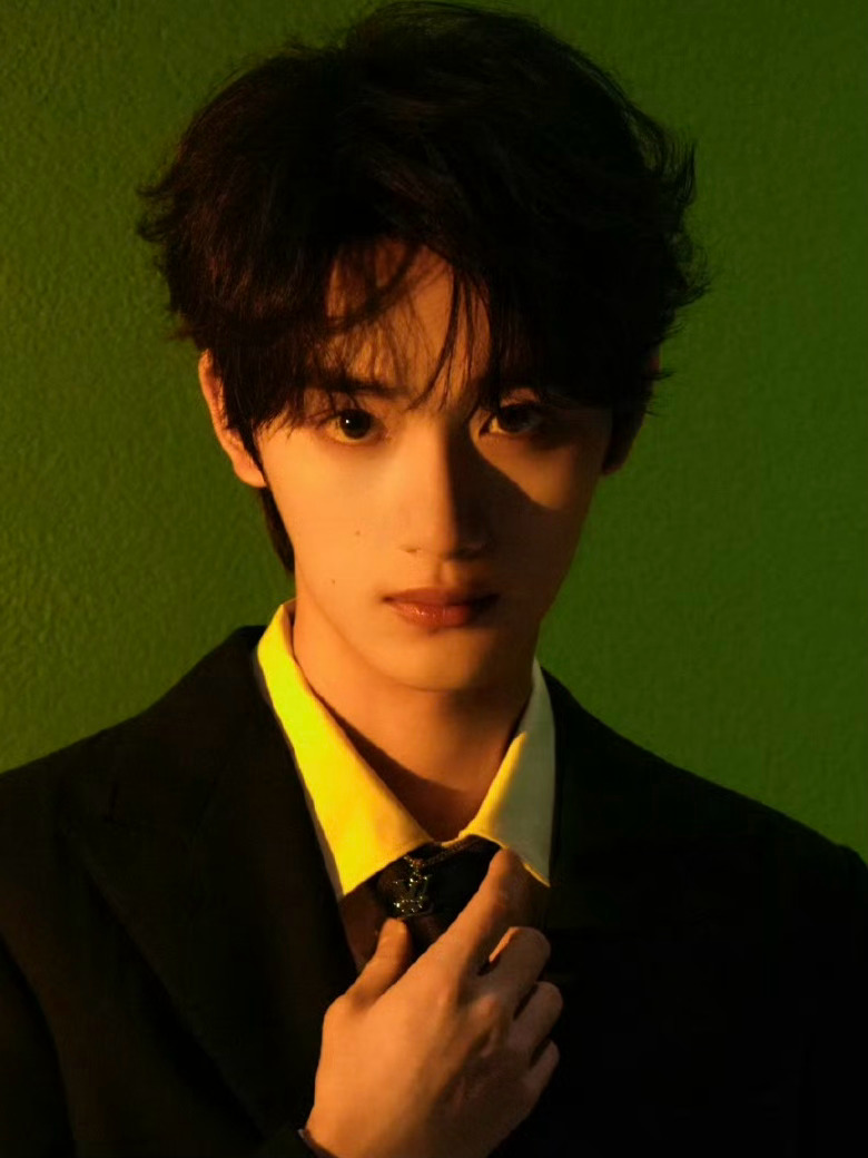 我们家的程年人🥺关晓彤震惊丁程鑫24岁了