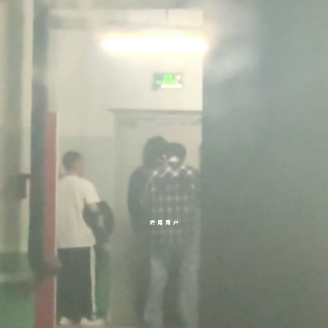 楼丝的质疑声等来了刘耀文宋亚轩一起回家大视频。以后楼丝请多多质疑碗盆吧 