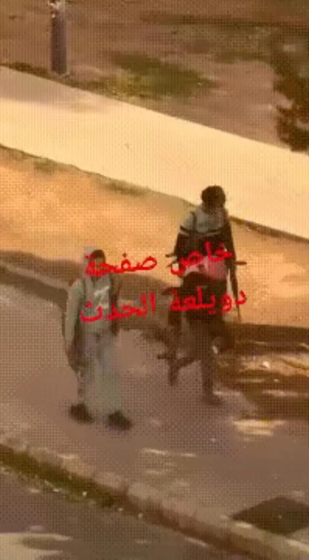 叙利亚现状，人人一把枪，才保卫自己，保卫家园。

当地时间，12月21日，在叙利