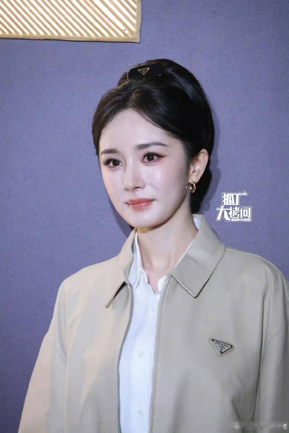 杨幂金晨宋茜生图状态你们觉得杨幂，金晨，宋茜谁的状态最好？ 