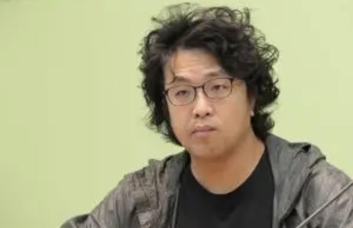 真叫一个大快人心！“台独”顽固分子沈伯洋的报应，来得又快又狠！

一边办“黑熊学