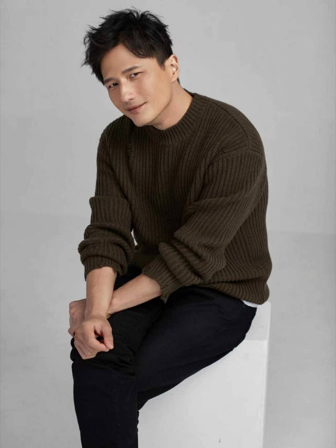 吴彦祖尹子维不教英语一起开酒吧风华合伙人英语课先放一放，吴彦祖和尹子维这对老友居