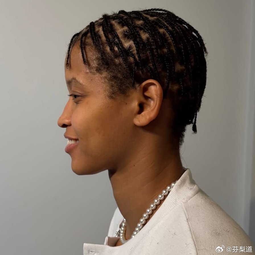 国际排坛动态巴尔加斯的新发型 