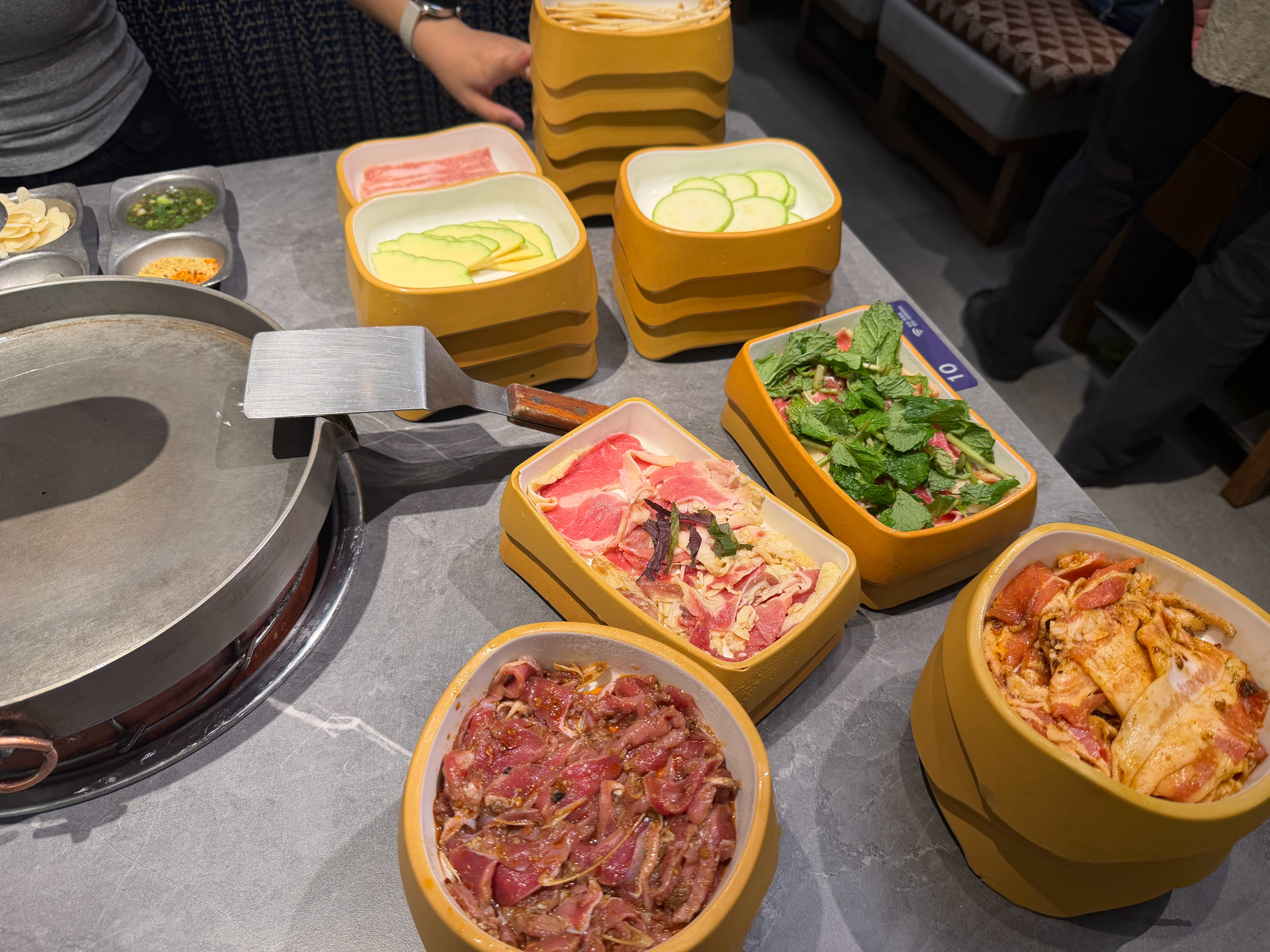 终于吃上午饭了[馋嘴] ​​​