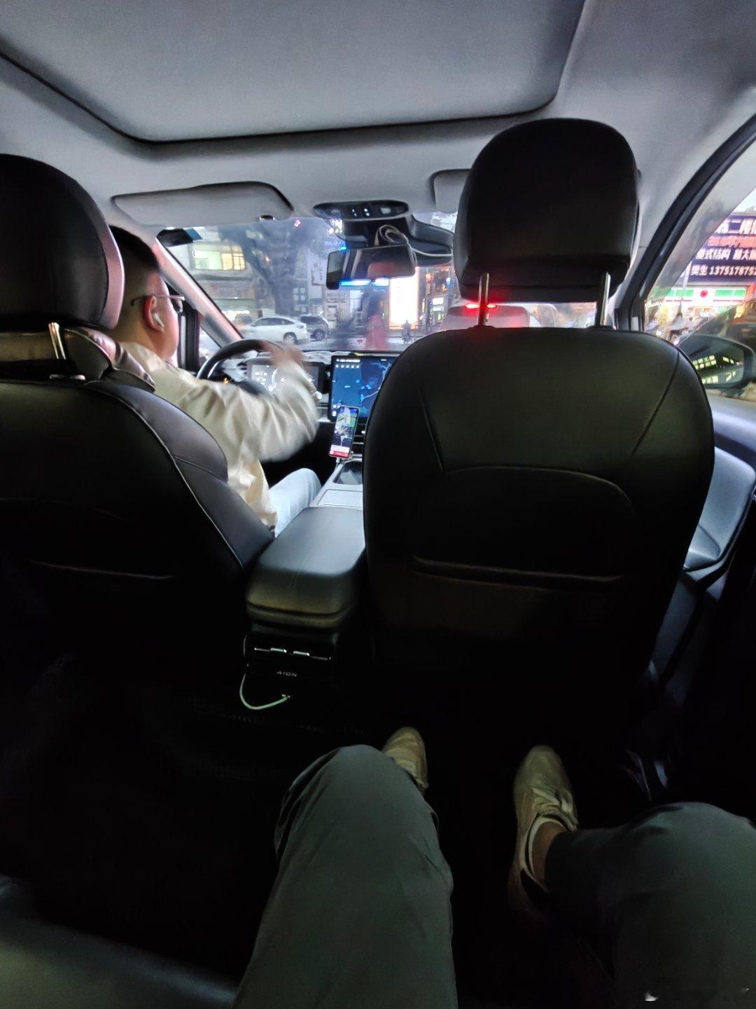 同样是网约车，同样是埃安为什么埃安Y普遍比S的司机开的更稳呢 