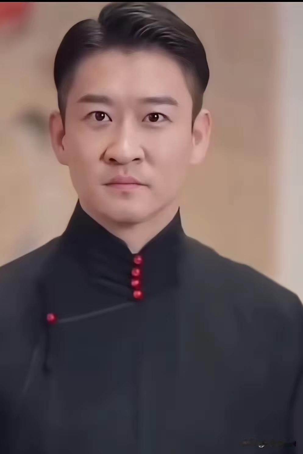 郭德纲出事了
曹云金又被拿出来讨论和热议了
到现在为止，还没有看到曹云金关于此次