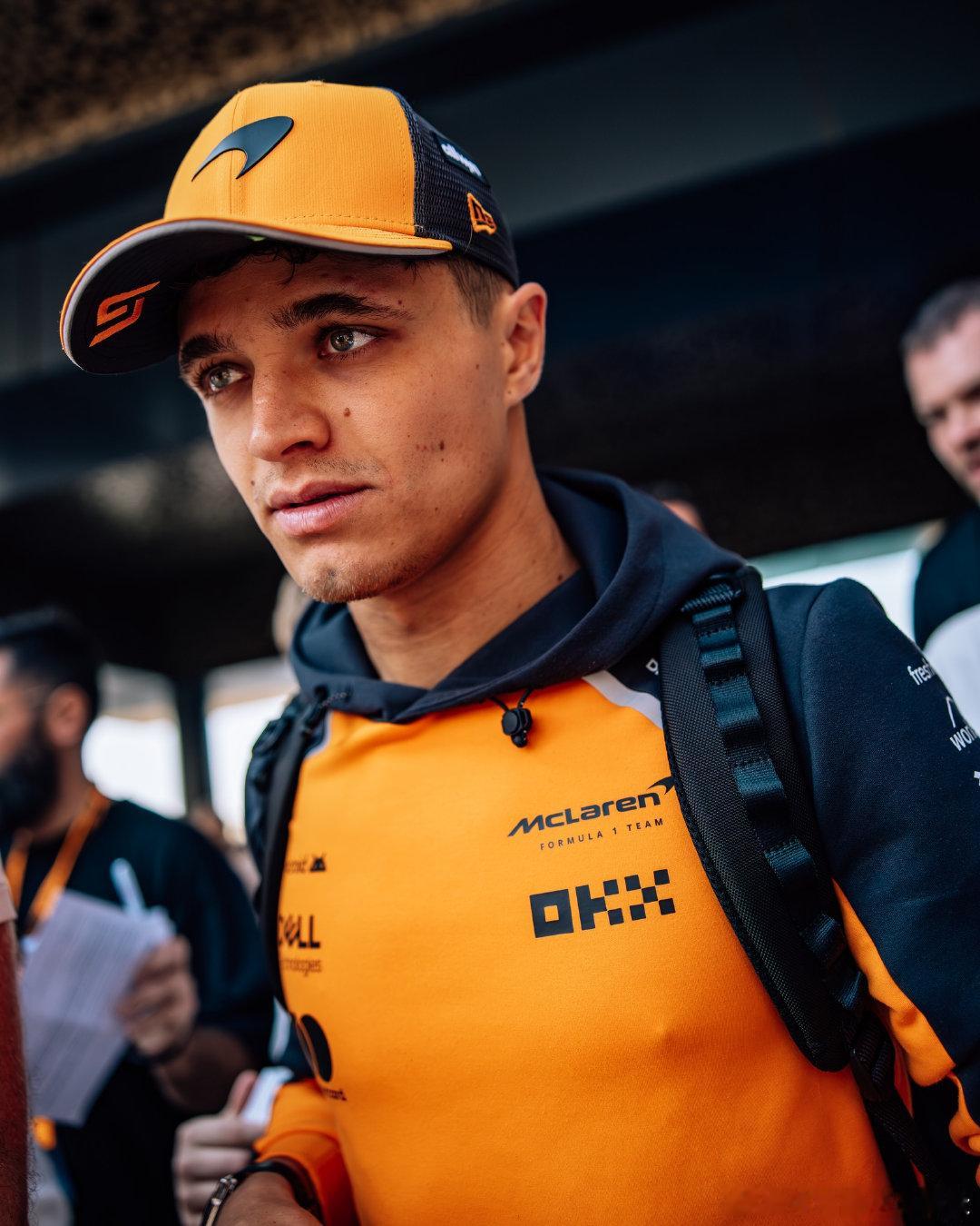 今年最后一次踏入正赛日围场📷2025终局之战即将打响⏳F1F1阿布扎比终局之战