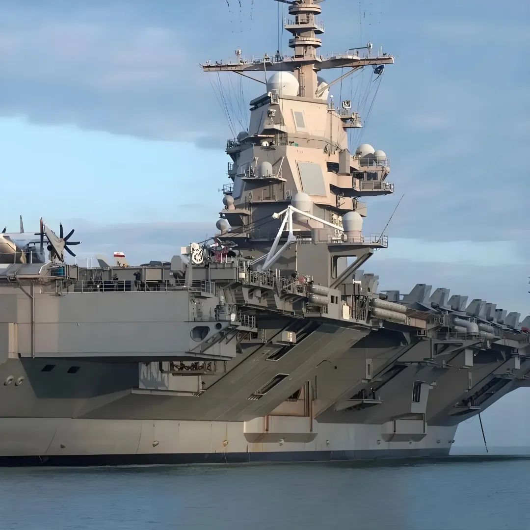 【绝密兵推：中美开战“福特”号航母活不出第一集，中国备好了“四陪”】据说，又双叒