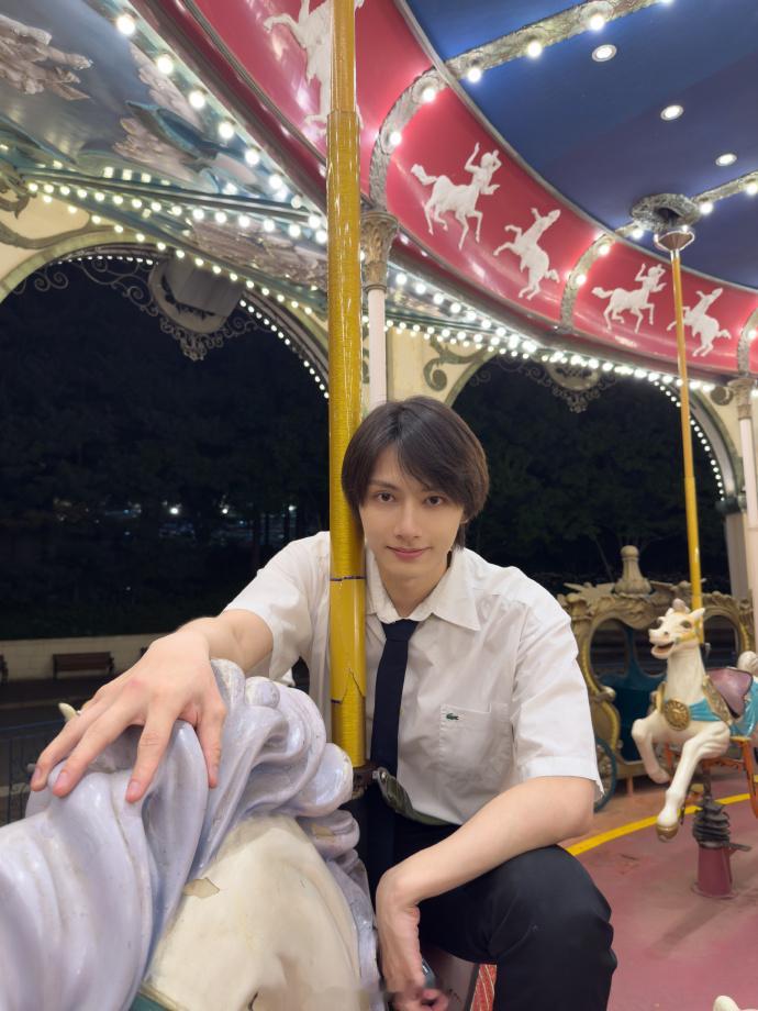 文俊辉徐明浩方声明星灿盛世辟谣文俊辉徐明浩不实传闻 7月1日，网传文俊辉相关绯闻