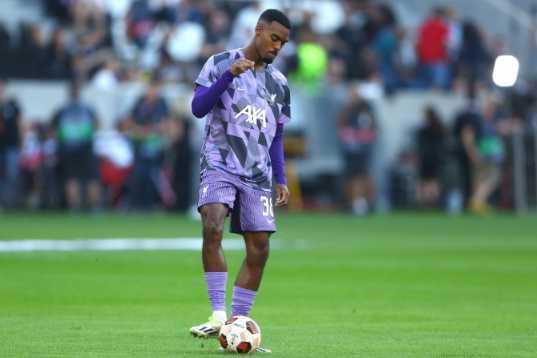 赫拉芬贝赫：我很喜欢自己现在的位置，每个人都适应了新的变化8月24日讯 据利物浦