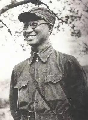 1944年秋，太行军区发起秋季攻势后，驻辉县的日伪军纠集两千余人扑向侯兆川根据地