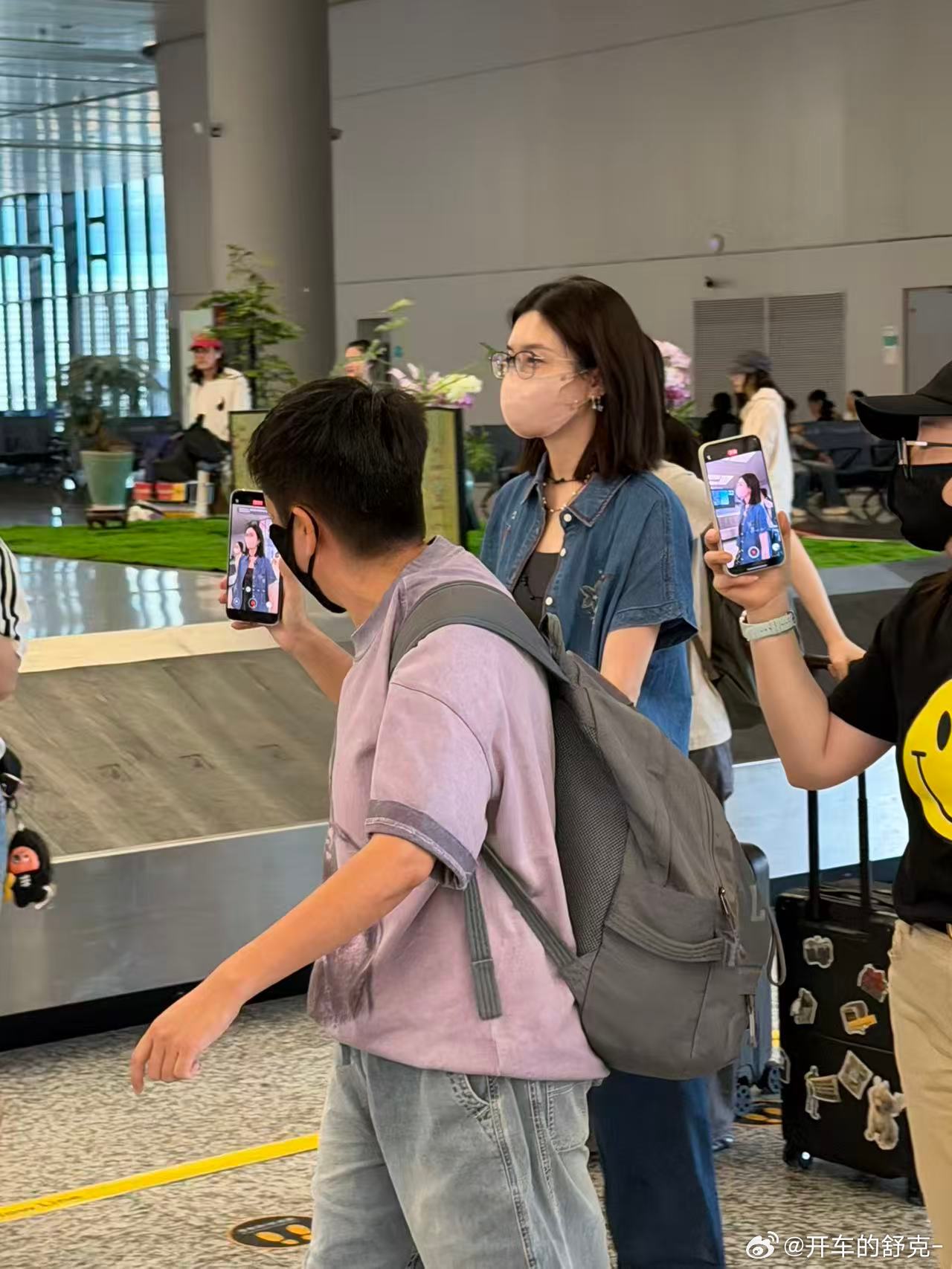 落地看到个小姐姐，这是江疏影么？ 