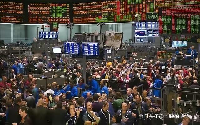 芝加哥商品交易所最近放出消息，计划推出全球首个稀土期货合约，瞄准的是新能源和军工