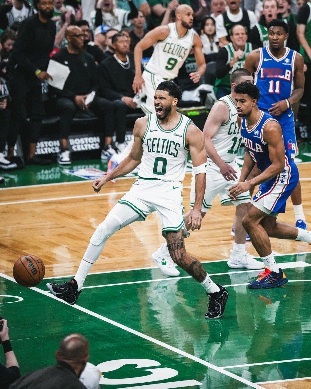 谈到塔图姆时，马祖拉表示：“我认为我们需要他，他也需要我们，我们彼此需要，我们所