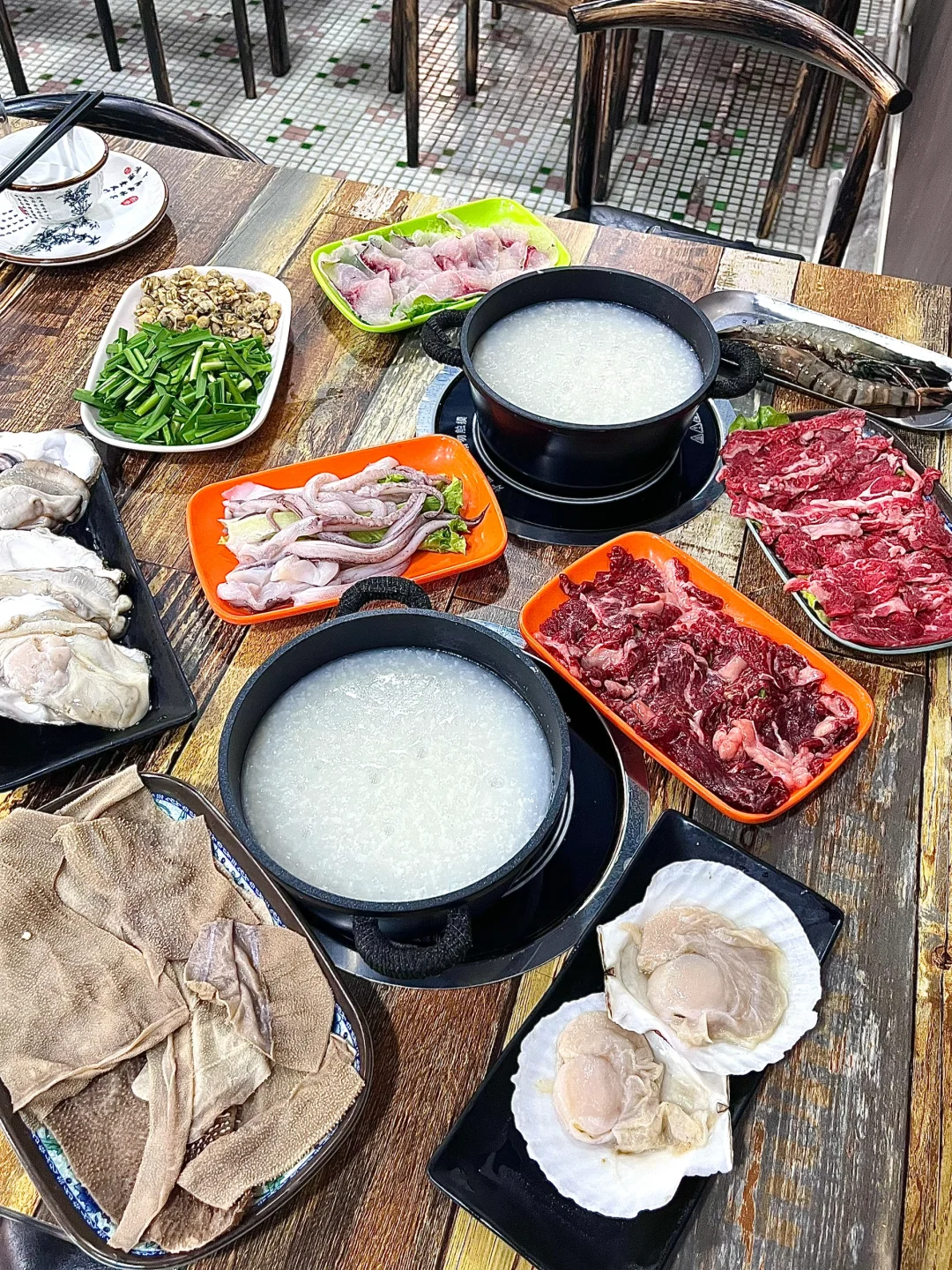 中山：）小榄海鲜粥底火锅🍲波士顿大龙虾🦞