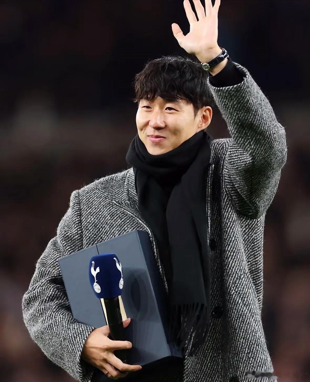 欧冠主场狂欢！3球零封+提前锁定小组第一，热刺用一场完胜献礼队史欧冠第100球！