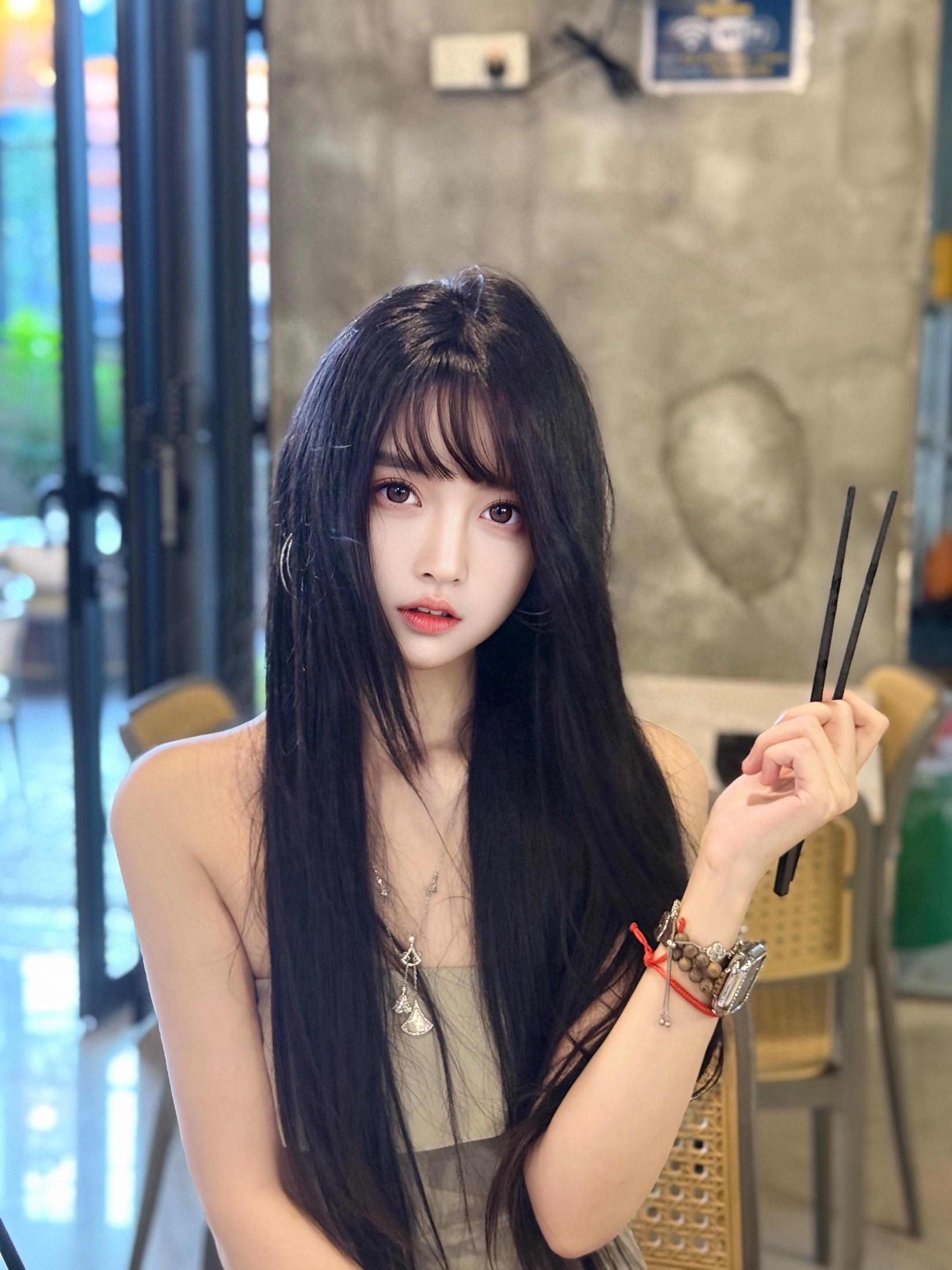 是一个贪吃的小孩