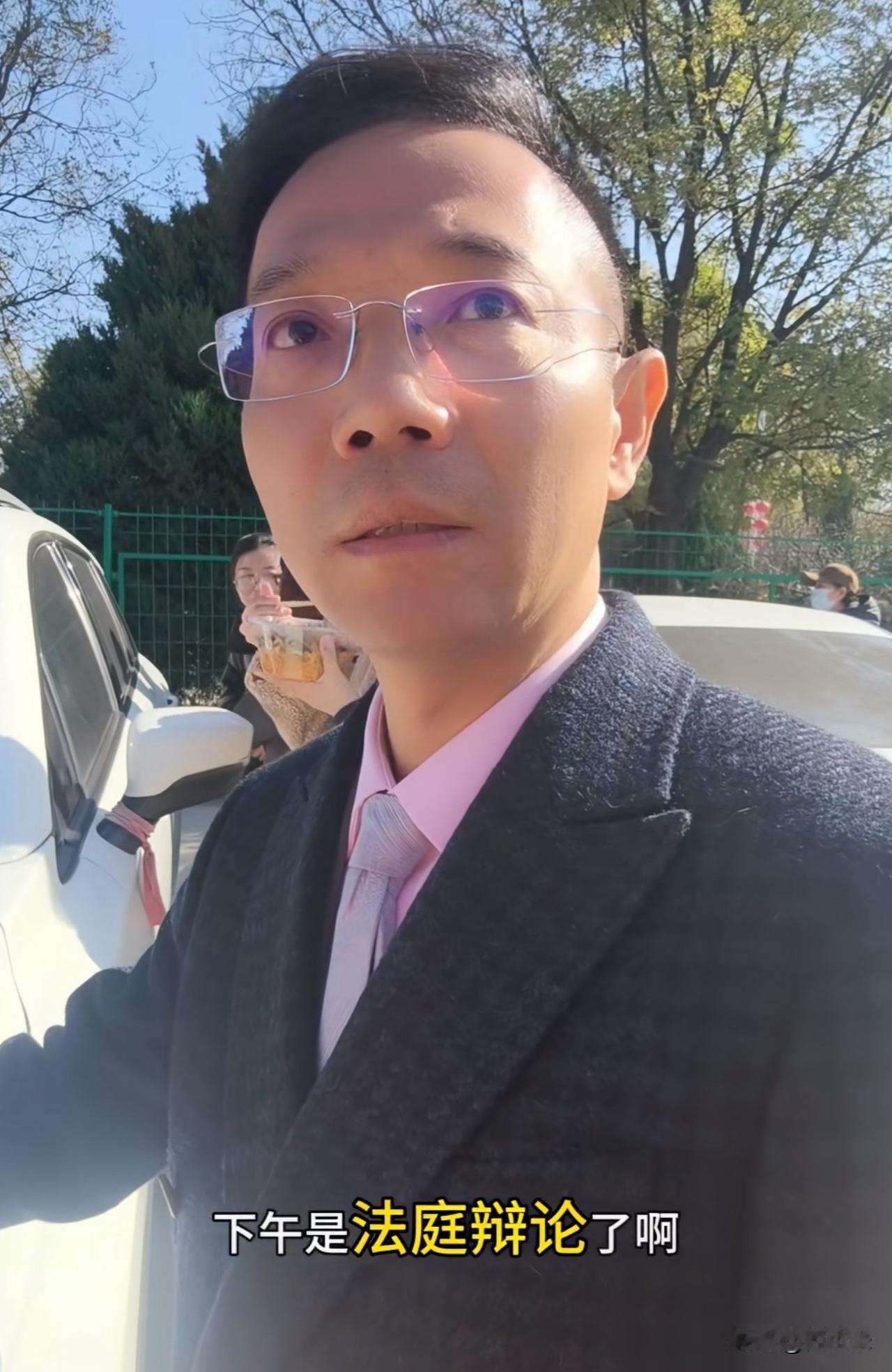 郭勇刚本案的办案单位是“深圳市宝安公安分局”，本案的外来律师是李圣律师，李圣律师