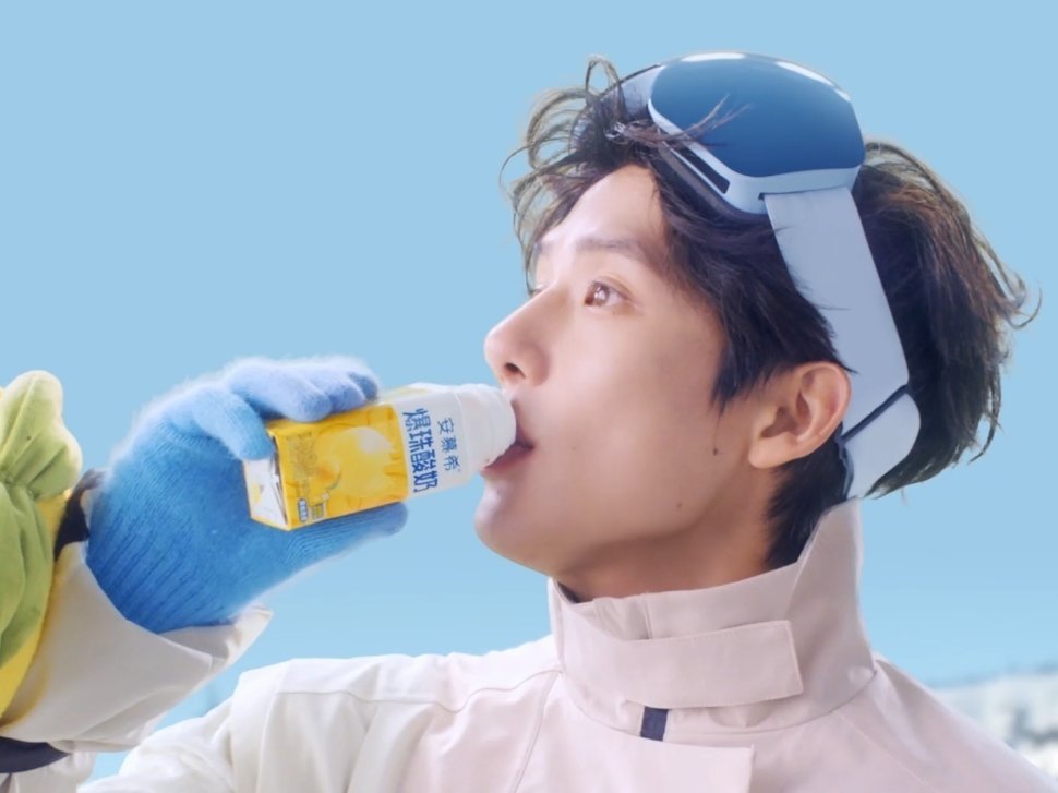 下雪天 🌨️   收到酸奶啦～好应景吧～ 